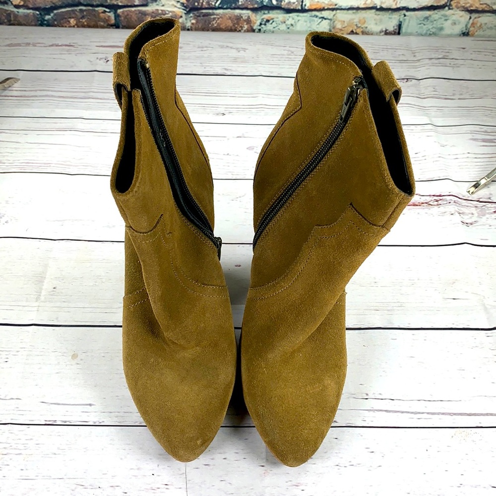 Steve Madden “PETTRRA” olive ankle booties size 9 - Picture 2 of 8